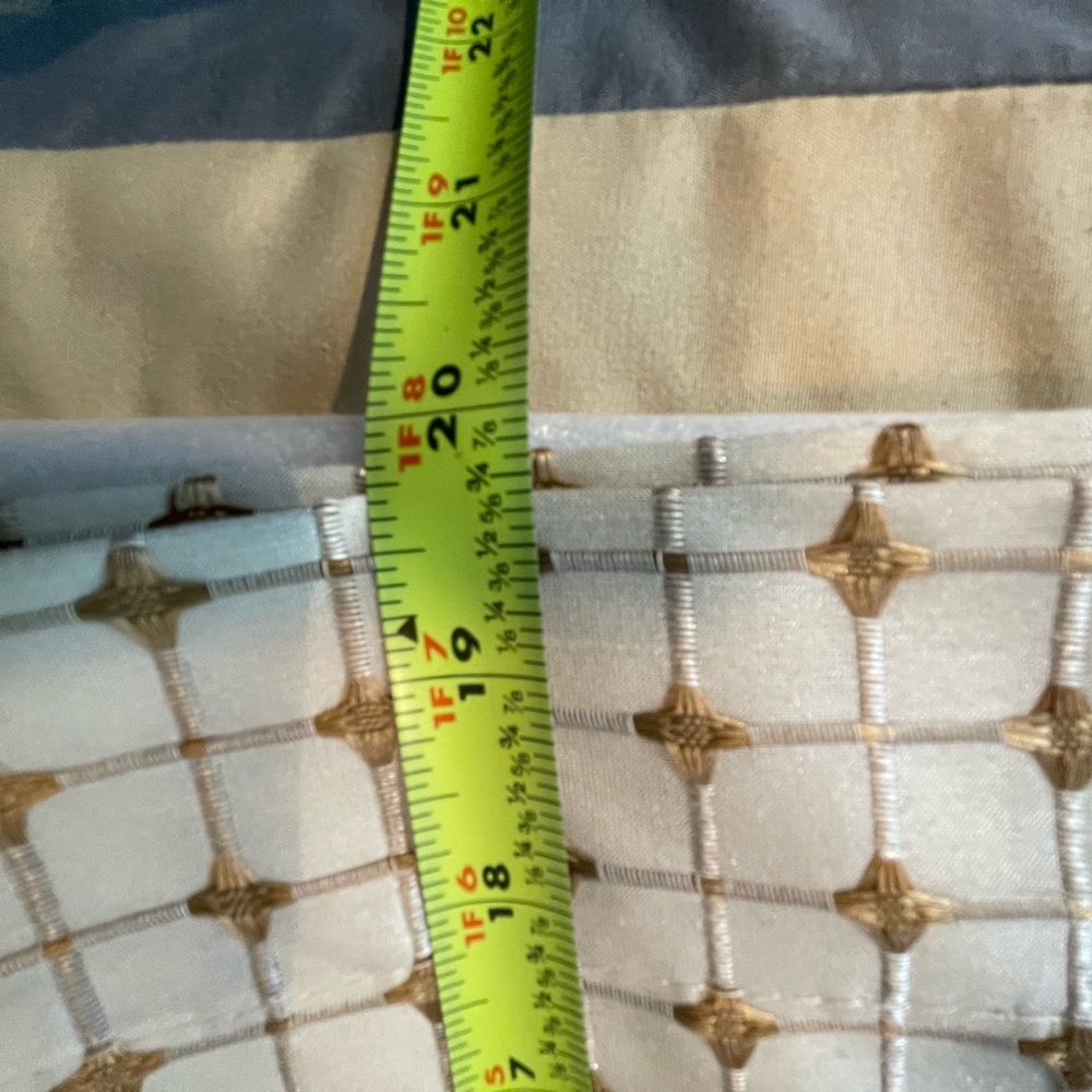 2- Creme with Gold Design Valances - Picture 4 of 9